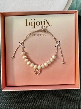 Delicates Pink Beaded Heart Bracelet